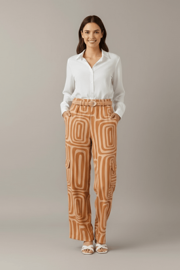 WOMEN'S COLLARED BLOUSE & PRINTED WIDE LEG TROUSER SET