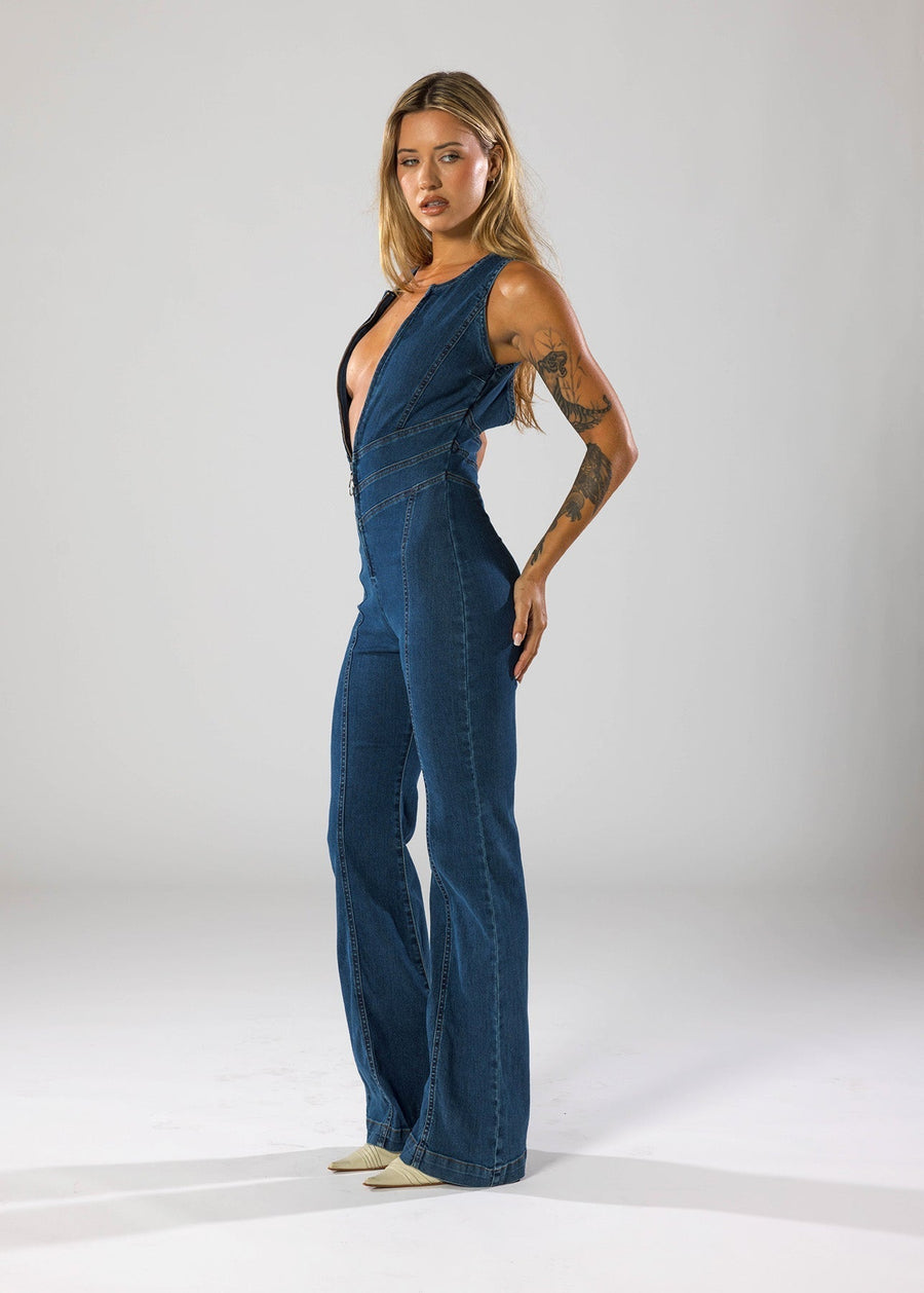 WOMEN'S DEEP V - NECK FLARED LEG DENIM JUMPSUIT - Zarino Newstyle