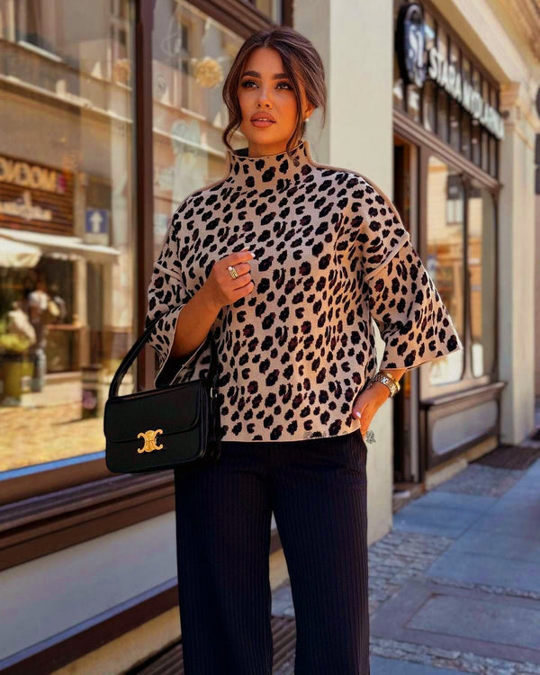 WOMEN'S LEOPARD PRINT KNIT BLOUSE