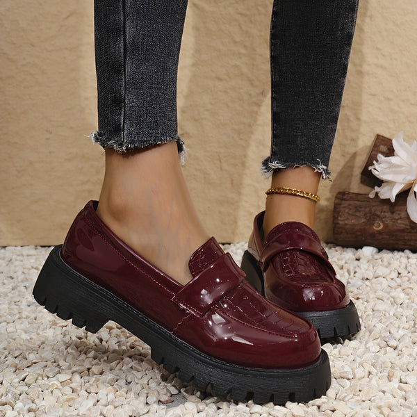 WOMEN'S PATENT PLATFORM PENNY LOAFERS