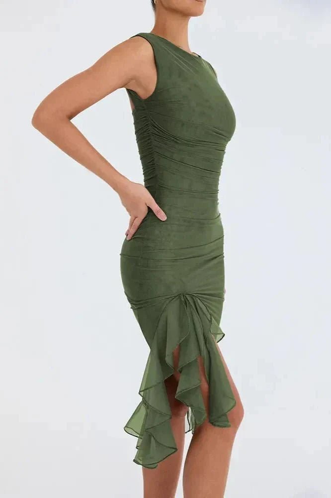 WOMEN'S RUCHED SLEEVELESS MIDI DRESS - Zarino Newstyle